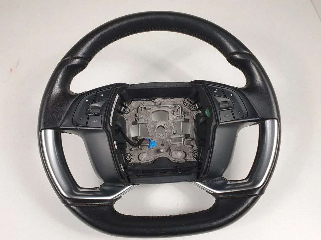 Steering wheel 98167370ZD
