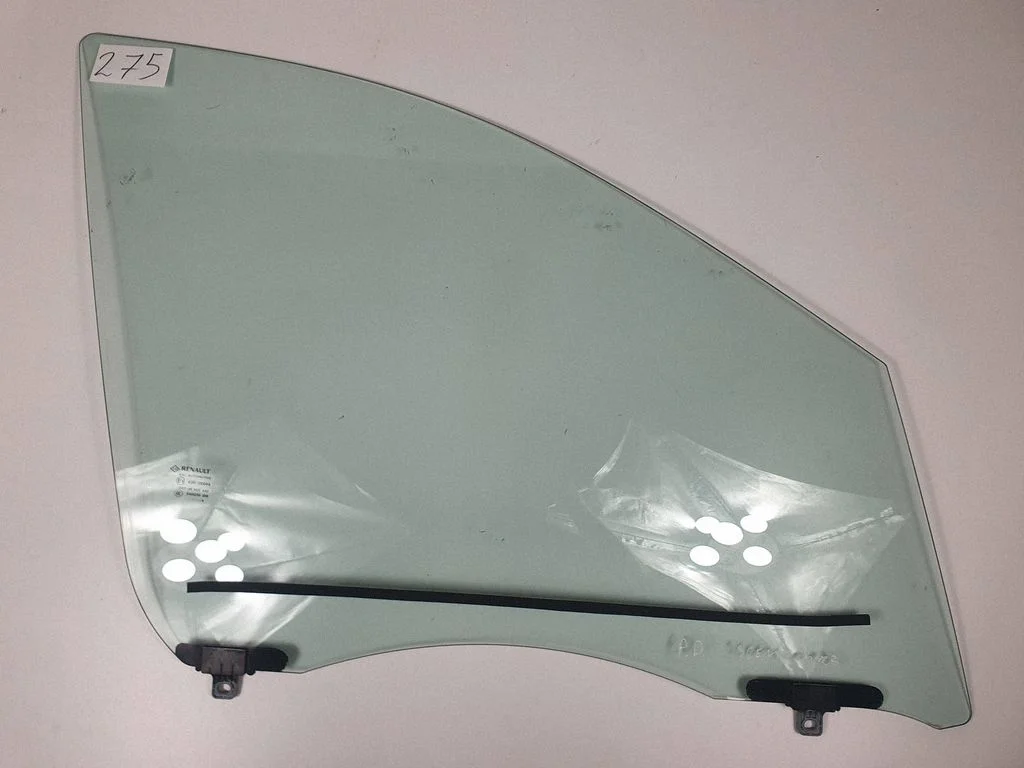 Galvenais priekšējo durvju stikls (četrdurvju) 43R00049