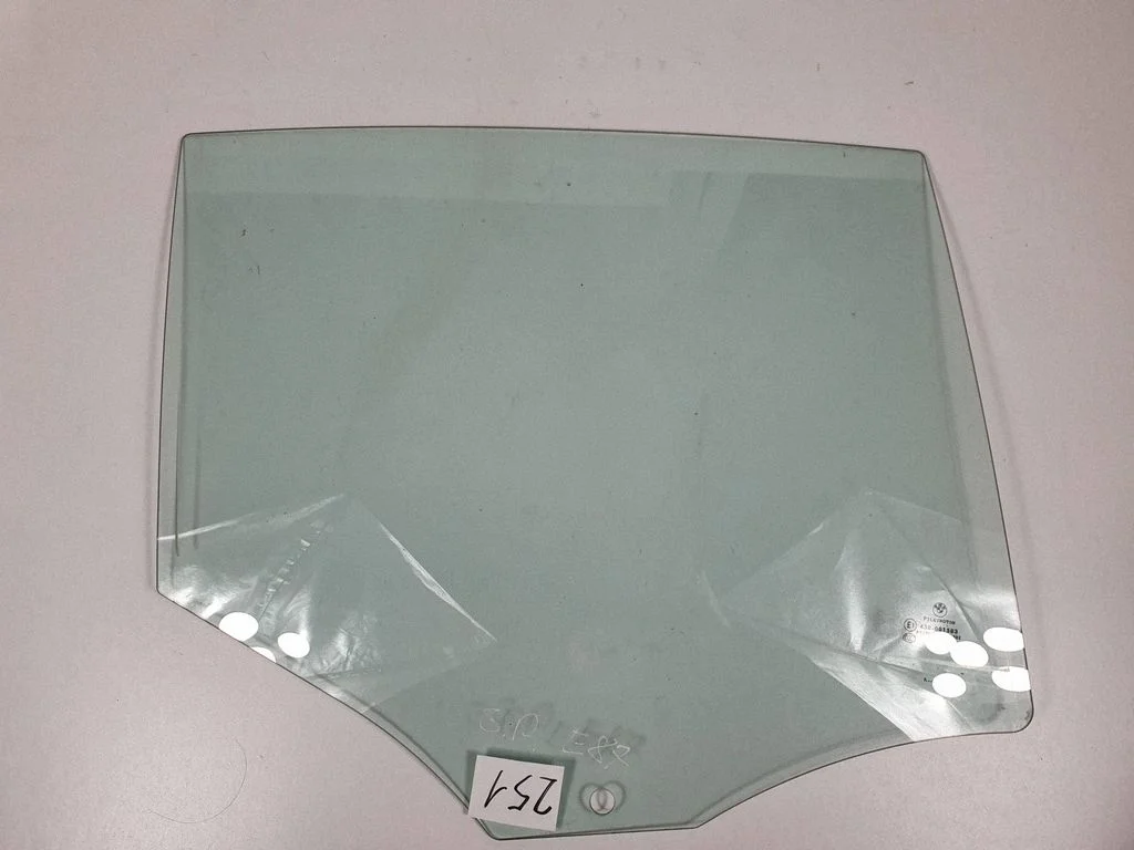 Rear door window glass – BMW 1 Series E81 E87 (2004-2011)