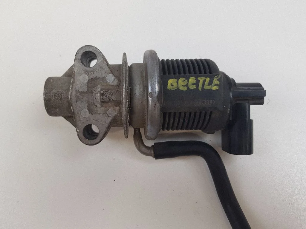 EGR valve 06A131501J