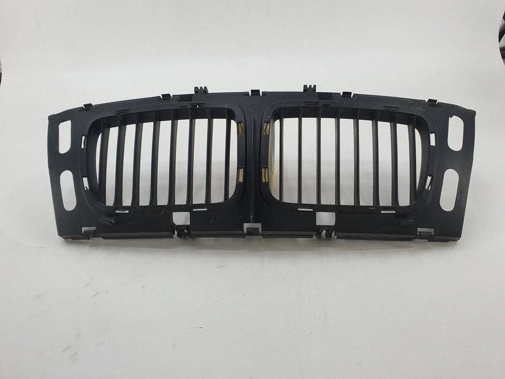 Front grill 8148727