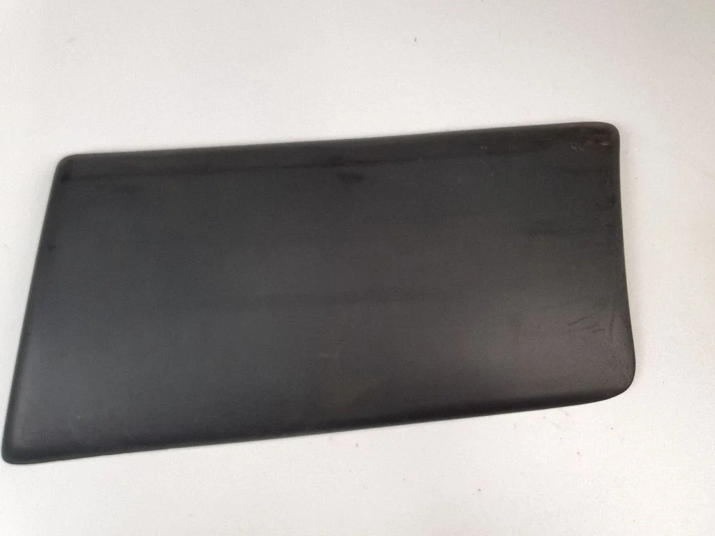 Tagaukse liist (mold) – Renault Trafic II (X83) (2001-2014)