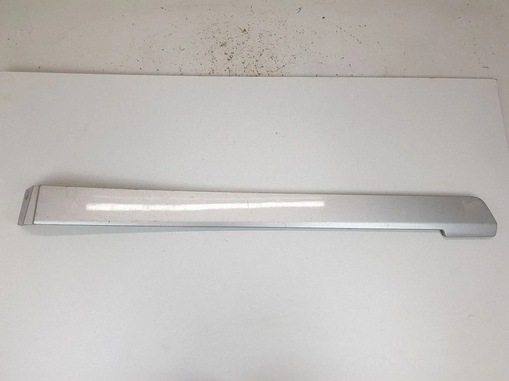 Listwa drzwi przesuwnych – Mercedes-Benz Vito Viano W639 (2003-2014)