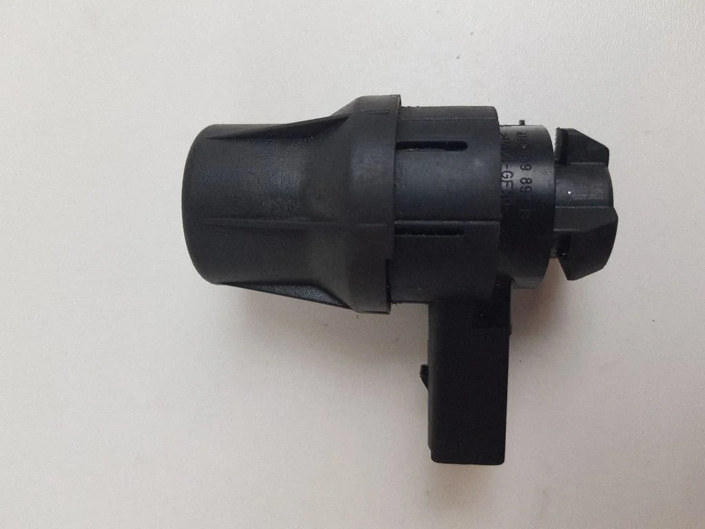 Gaasipedaali asendiandur – Audi A8 S8 D3 4E (2002-2009)
