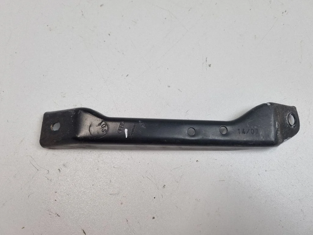 Radiator support slam panel bracket 4F0809892
