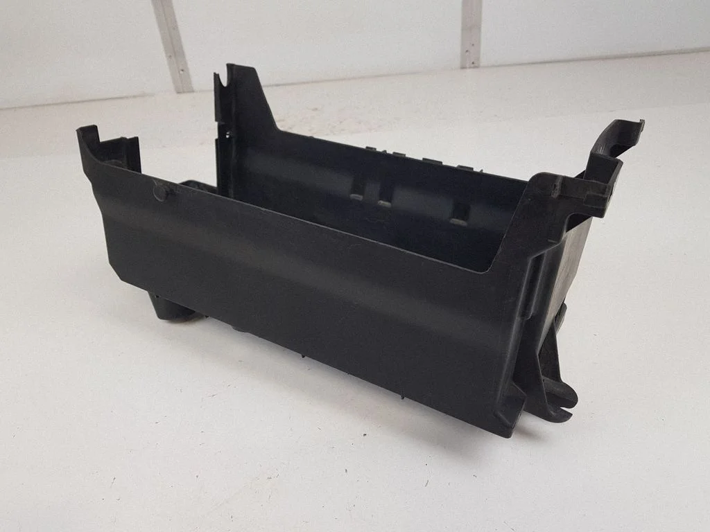 Aku kast – Opel Insignia A (2008-2017)