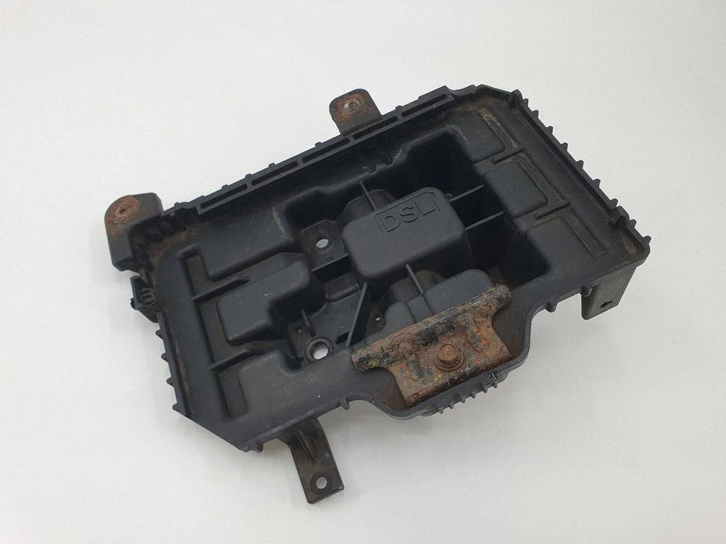 Battery tray 371502W100
