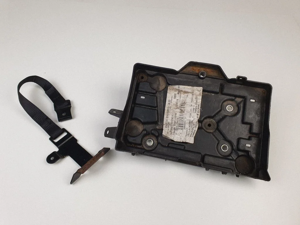 Battery tray 0505118240
