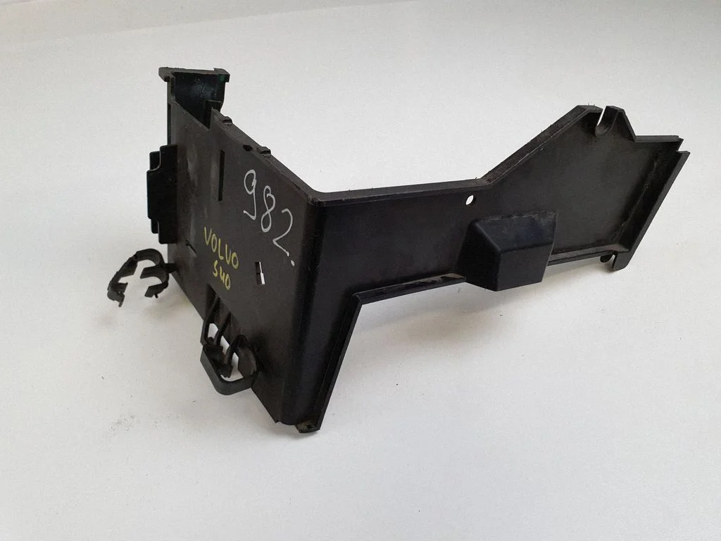 Battery tray heat shield – Volvo S40 (2004-2007)