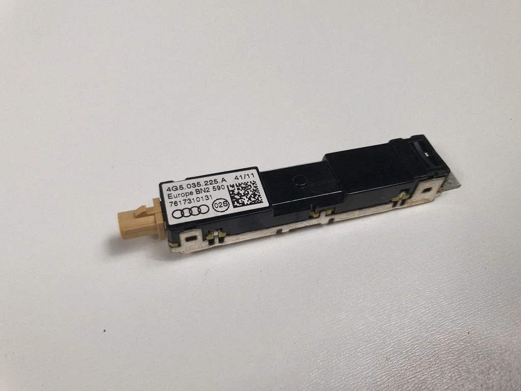 Aerial antenna amplifier 4G5035225A