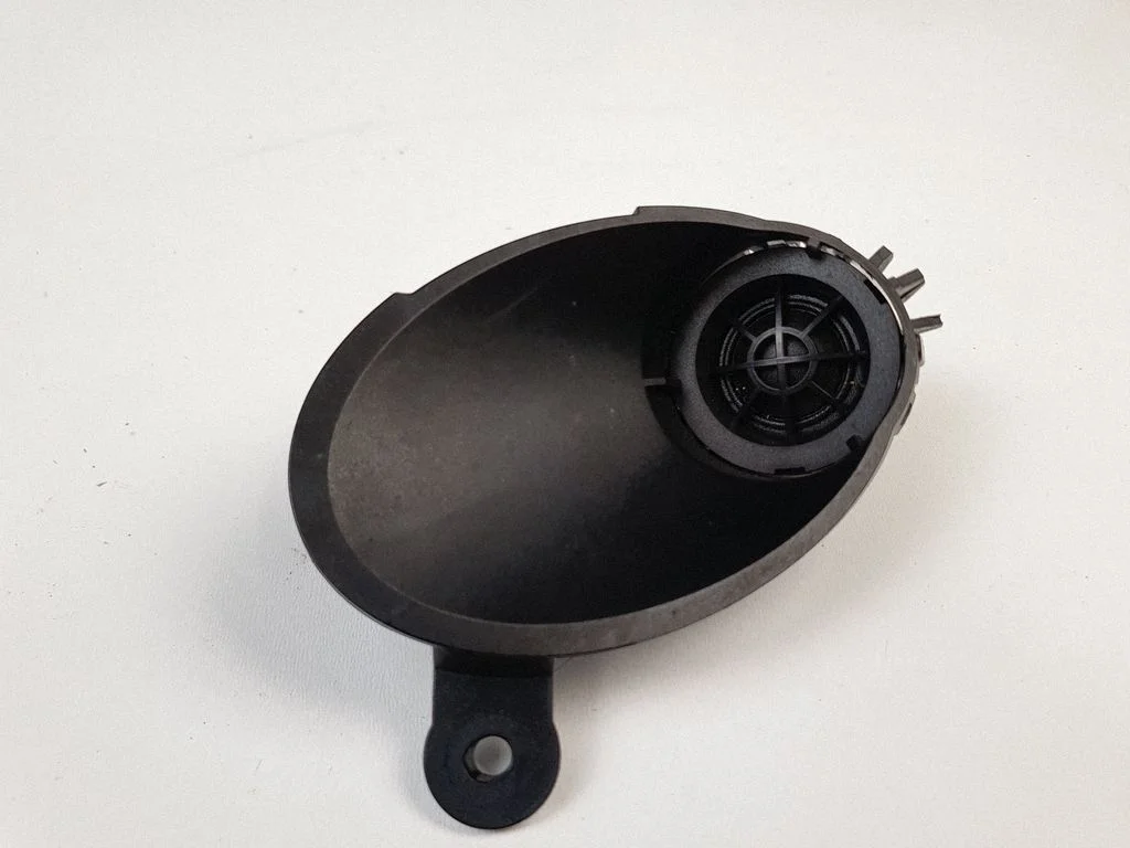 Panel speaker – Opel Astra J (2010-2015)