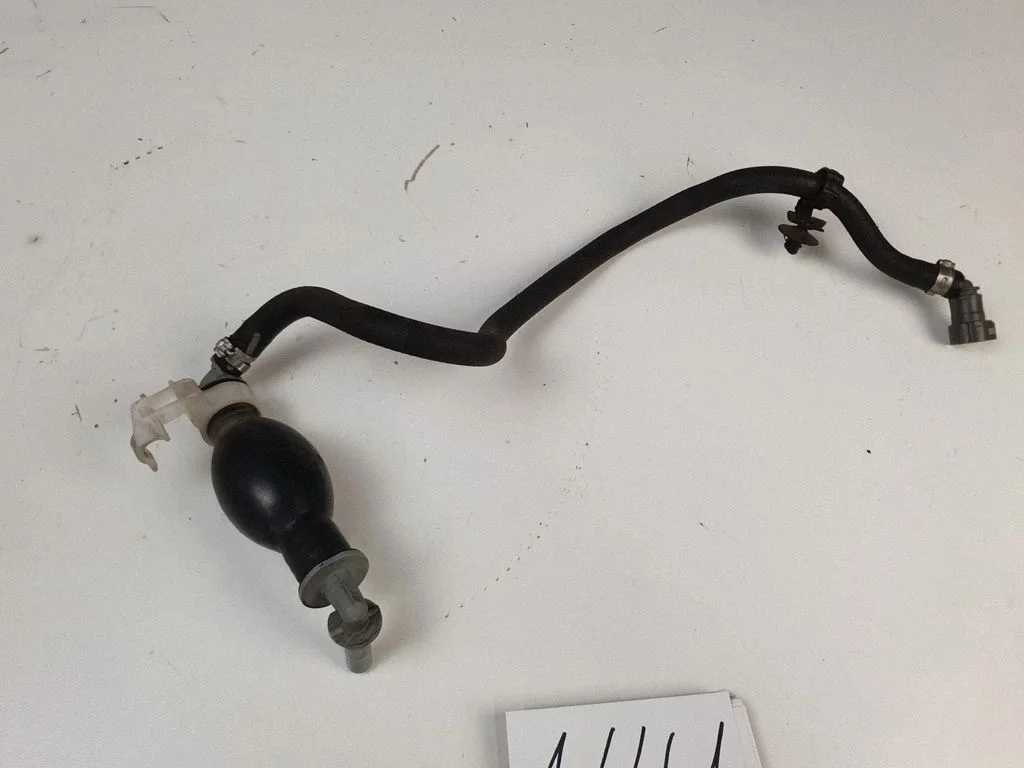 Breather/breather pipe/hose