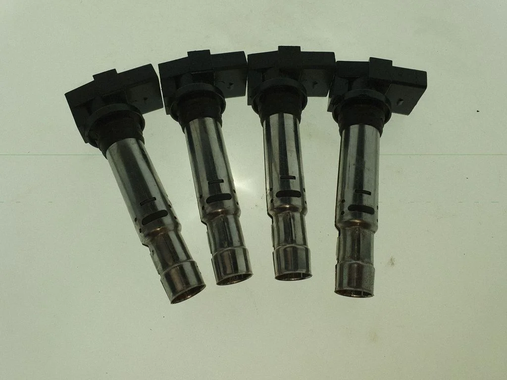 High voltage ignition coil 036905715F