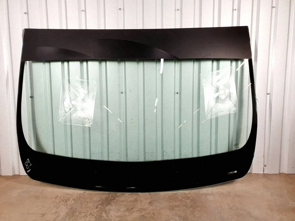 Front windscreen/windshield window – Renault Trafic III (X82) (2014-)