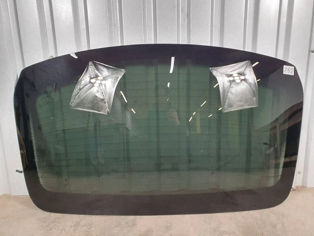Rear windscreen/windshield window – Mercedes-Benz C-Class W205 (2014-2021)