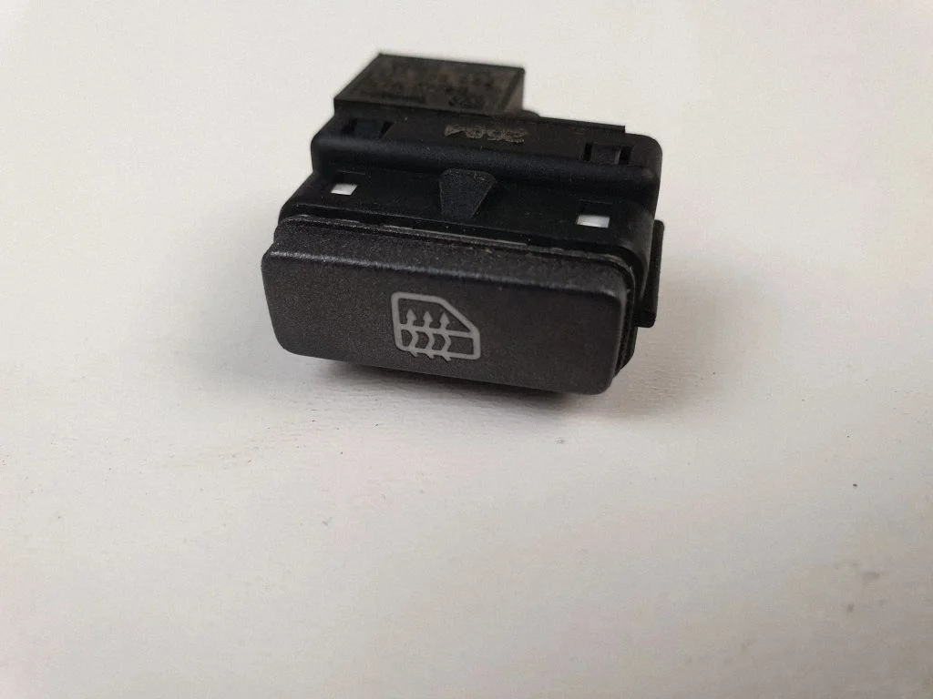 Klaasisoojenduse lüliti 3D0959619A