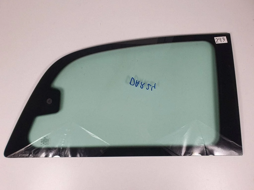 Rear side window – Mercedes-Benz Vito Viano W639 (2003-2014)