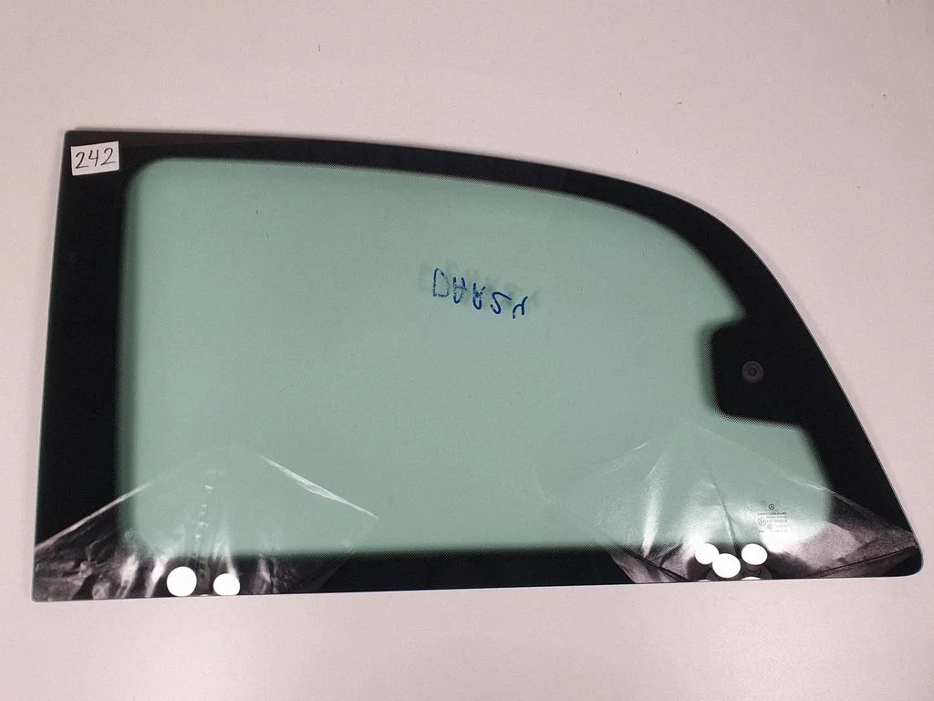 Rear side window – Mercedes-Benz Vito Viano W639 (2003-2014)
