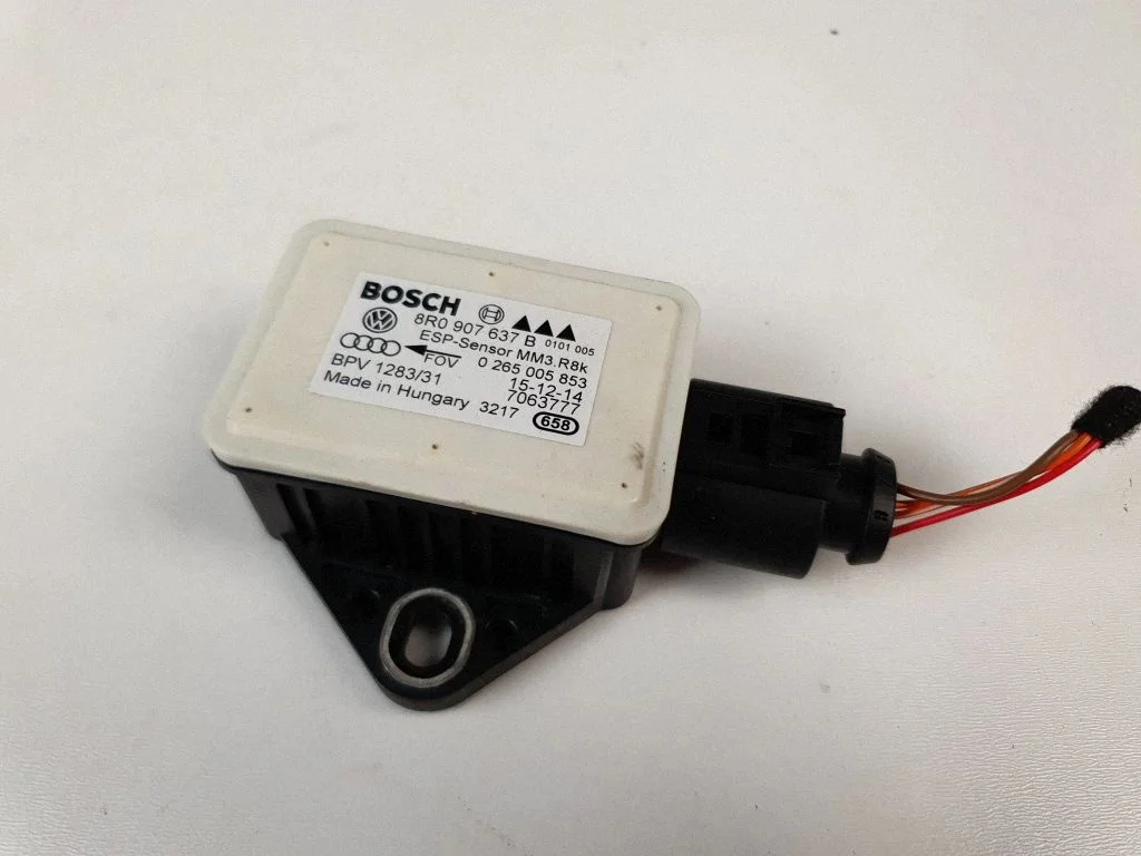 ESP acceleration yaw rate sensor 8R0907637B