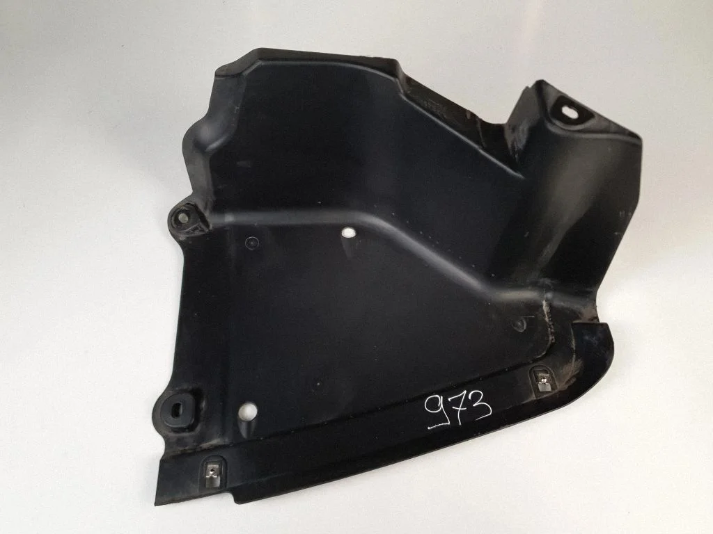 Tagavedrustuse põhjakaitse 8R0825219 – Audi Q5 SQ5 8R (2008-2017)