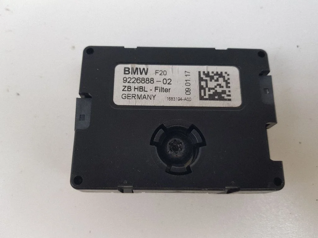 Aerial antenna filter – BMW 1 Series F20 F21 (2011-2019)