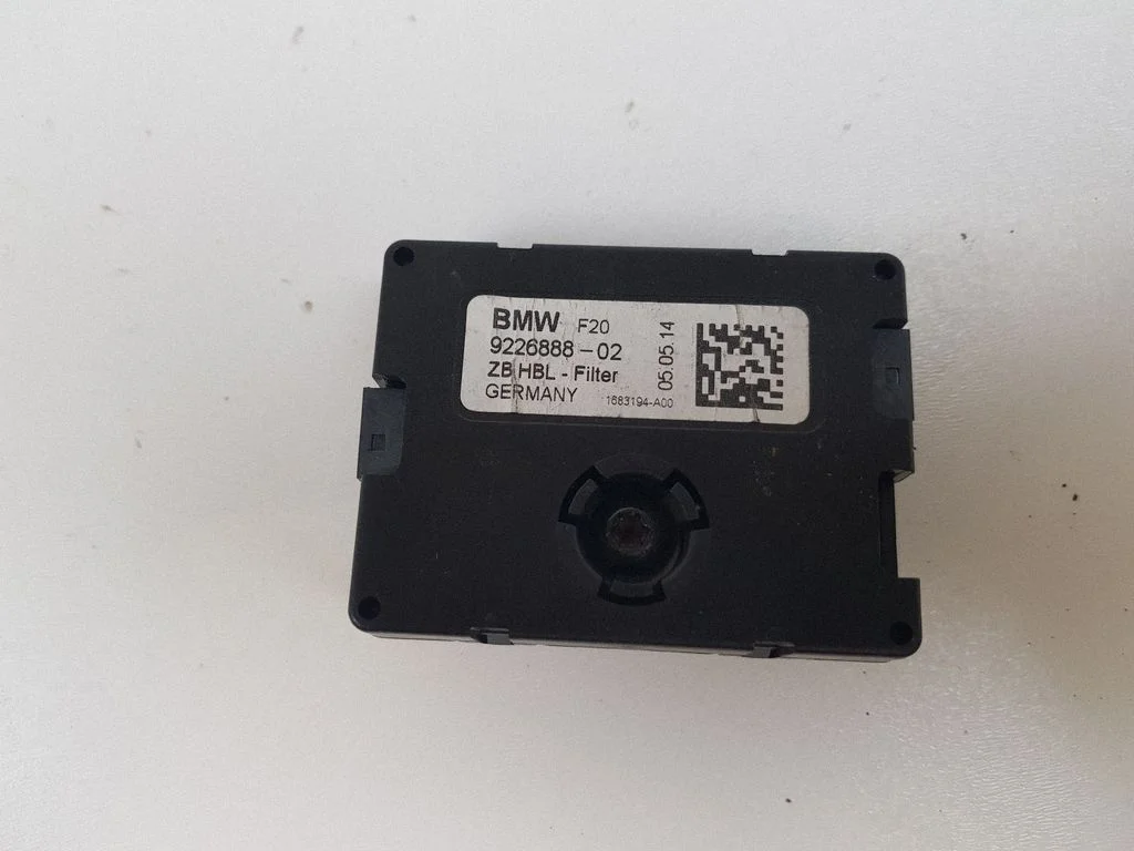 Aerial antenna filter – BMW 1 Series F20 F21 (2011-2019)