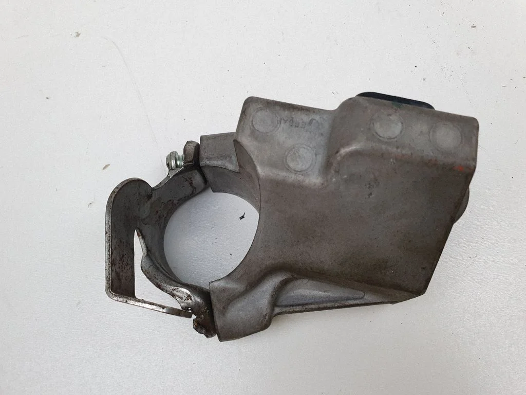 Rooli lukk – Lexus IS 220D-250-350 (2006-2013)