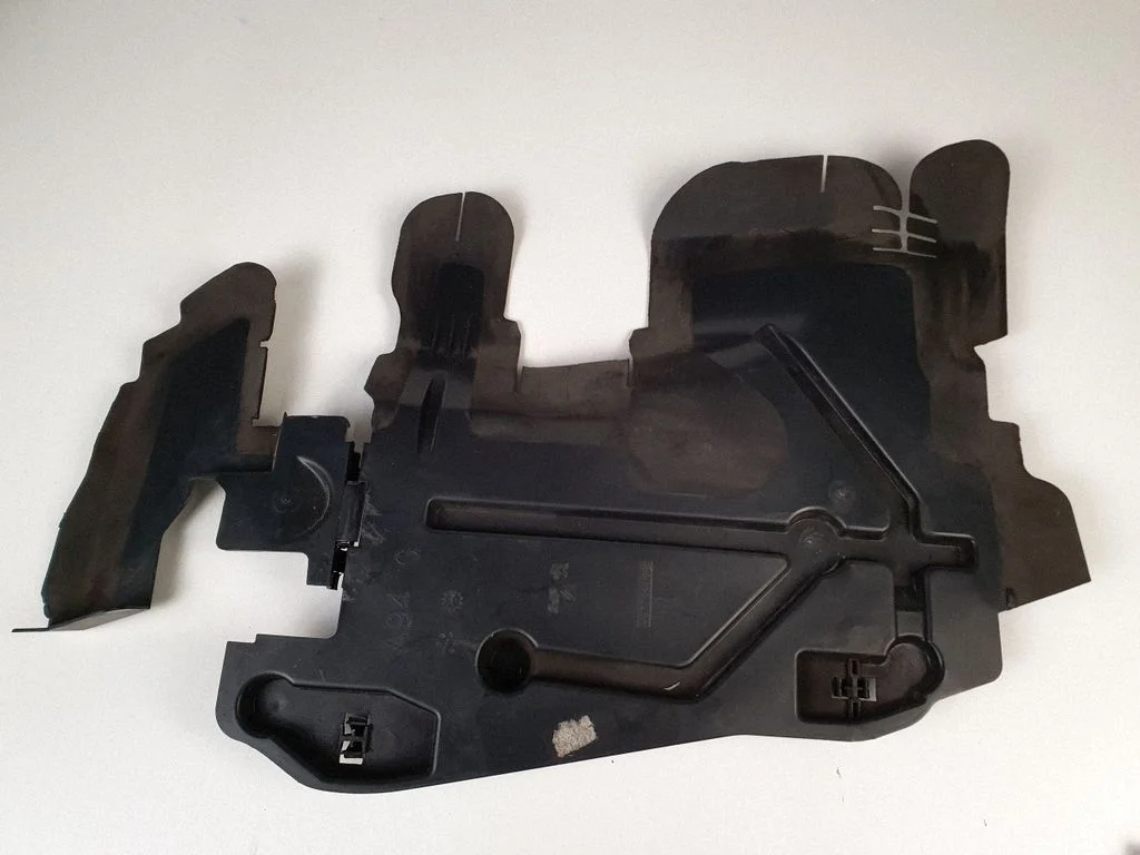 Radiator trim 9677962980