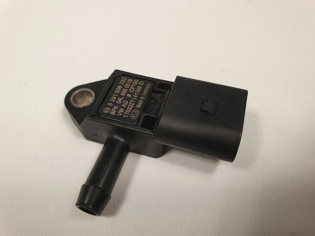 Exhaust gas pressure sensor – Volkswagen e-Golf (2014-)