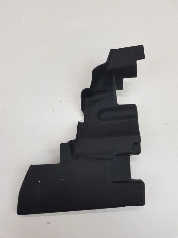 Other engine bay part DK628311AA