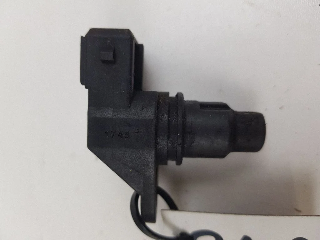 Nukkvõlli asendi andur 8200038472 – Renault Laguna II (2001-2007)