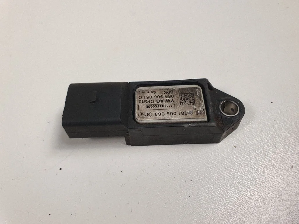 Exhaust gas temperature sensor 0281006083