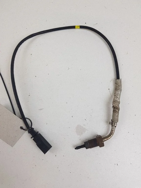 Exhaust gas temperature sensor 04L906088AR