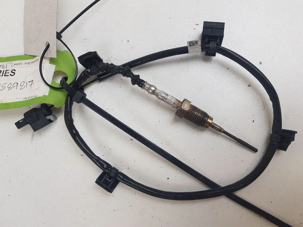 Exhaust gas temperature sensor 8589817