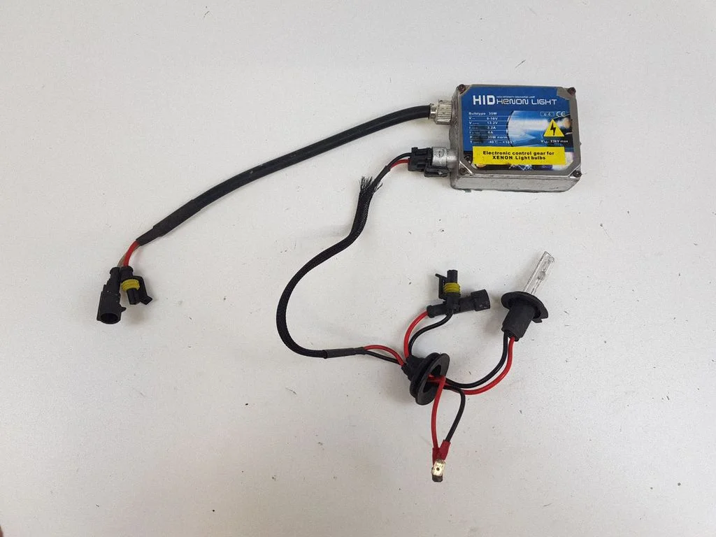 Headlight ballast module Xenon