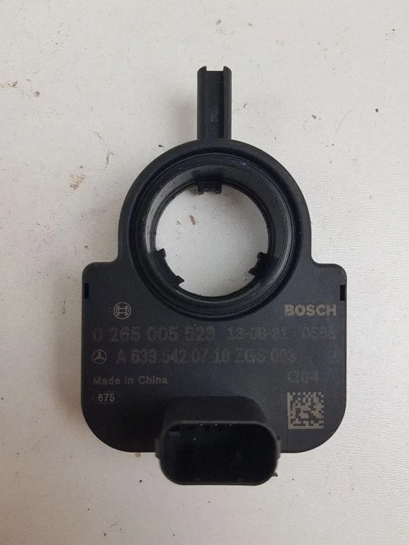 Steering angle sensor A6395420718 – Mercedes-Benz Vito Viano W639 (2003-2014)
