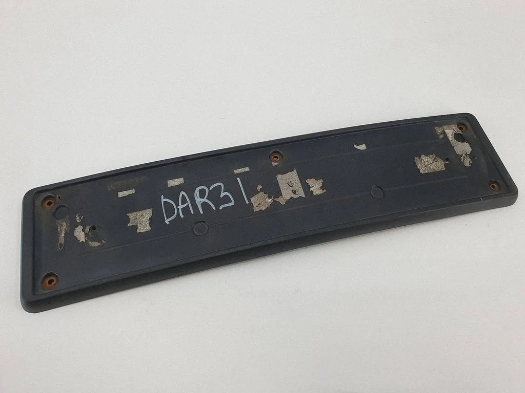 Numbrimärgi hoidik – Land Rover Range Rover L322 (2002-2012)