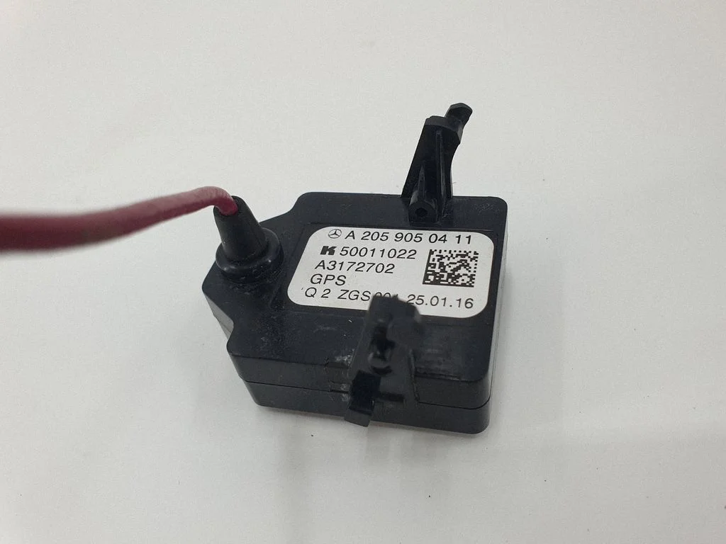 Aerial GPS antenna A2059050411 – Mercedes-Benz C-Class W205 (2014-2021)