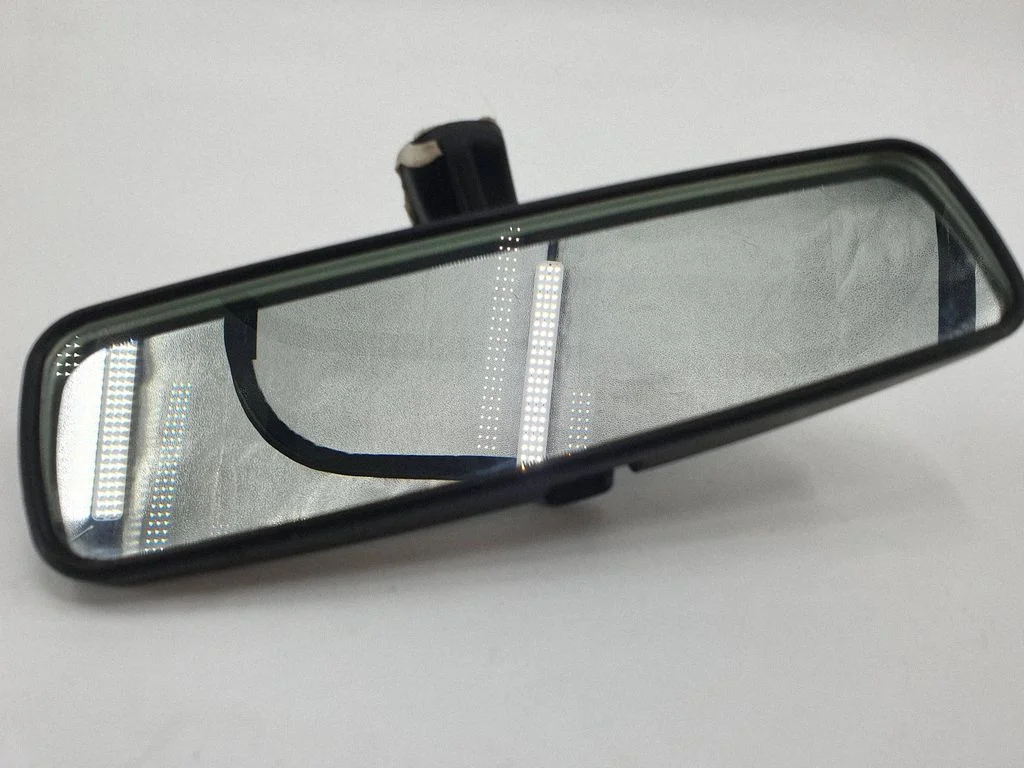 Rear view mirror (interior)