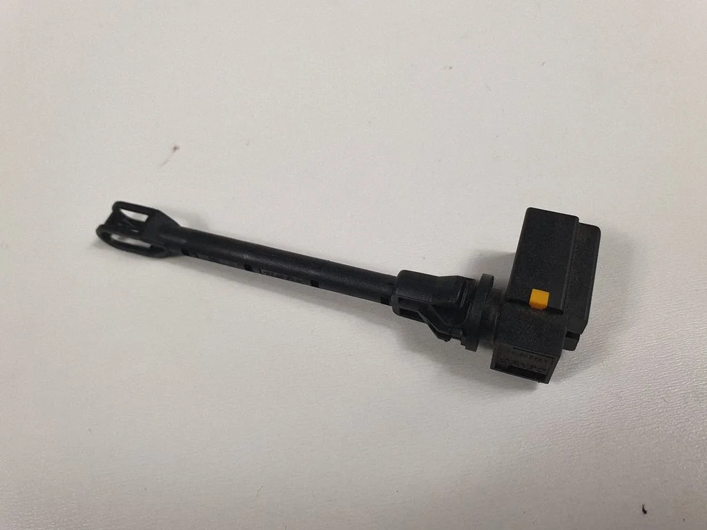 Salona temperatūras sensors