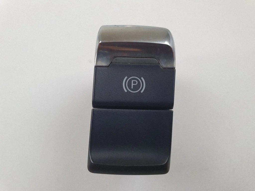 Hand parking brake switch 8K2927225E