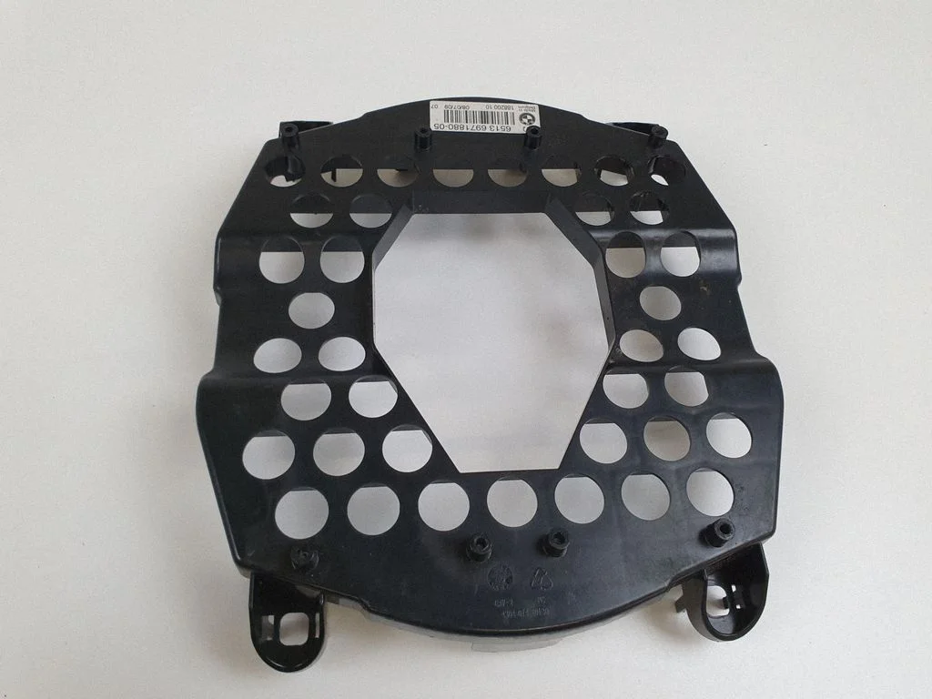 Subwoofer grill/trim – BMW X5 E70 (2006-2013)