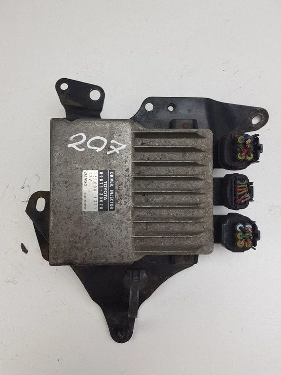 Kütusepihustite juhtplokk – Lexus IS 220D-250-350 (2006-2013)