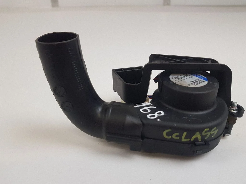 Engine control unit/module fan – Mercedes-Benz C-Class AMG W204 (2007-2014)