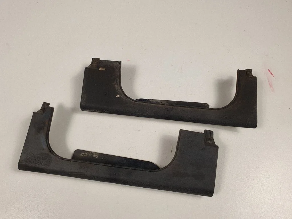 Sill/side skirt trim 4G0853446