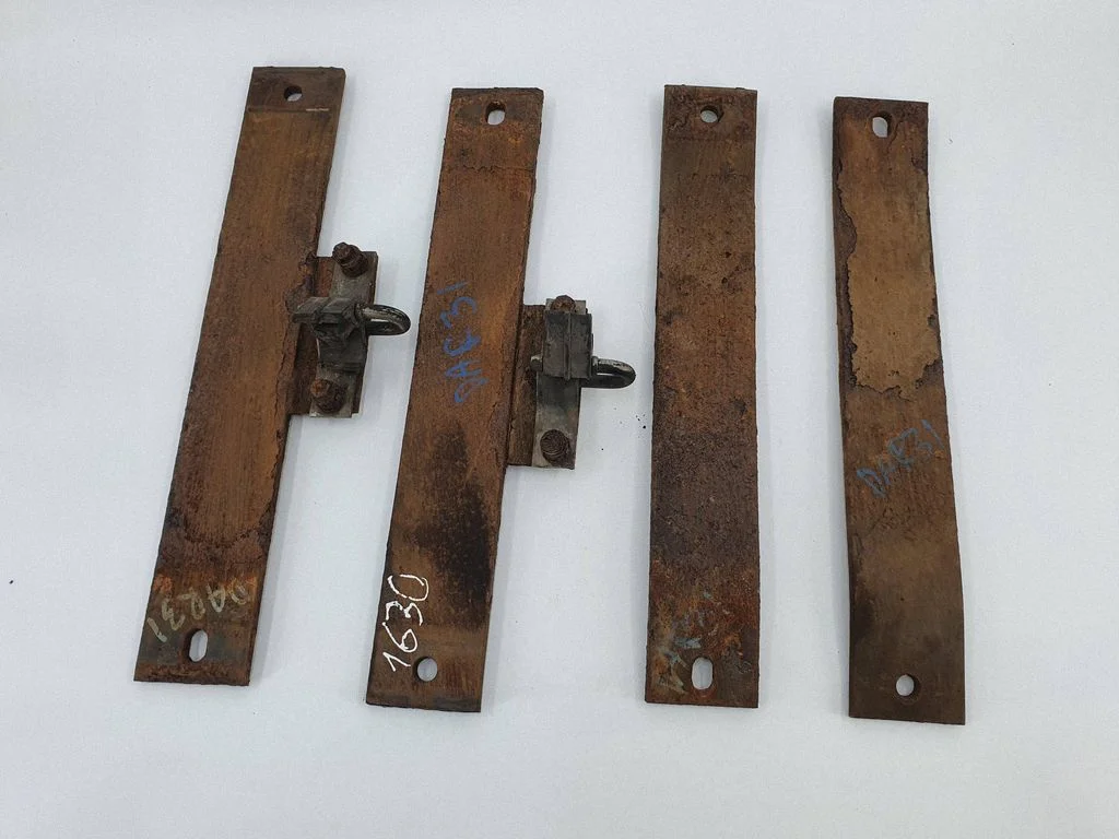 Muu tagavedrustuse varuosa – Land Rover Range Rover L322 (2002-2012)