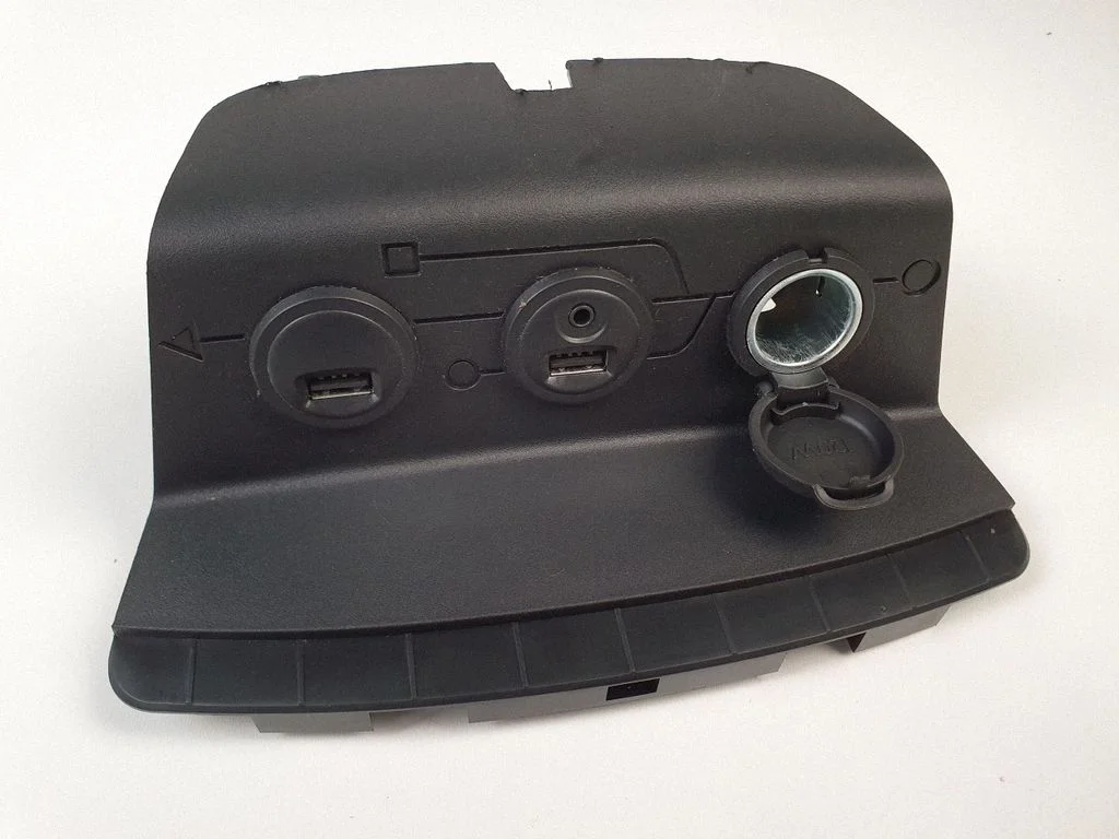 USB socket connector