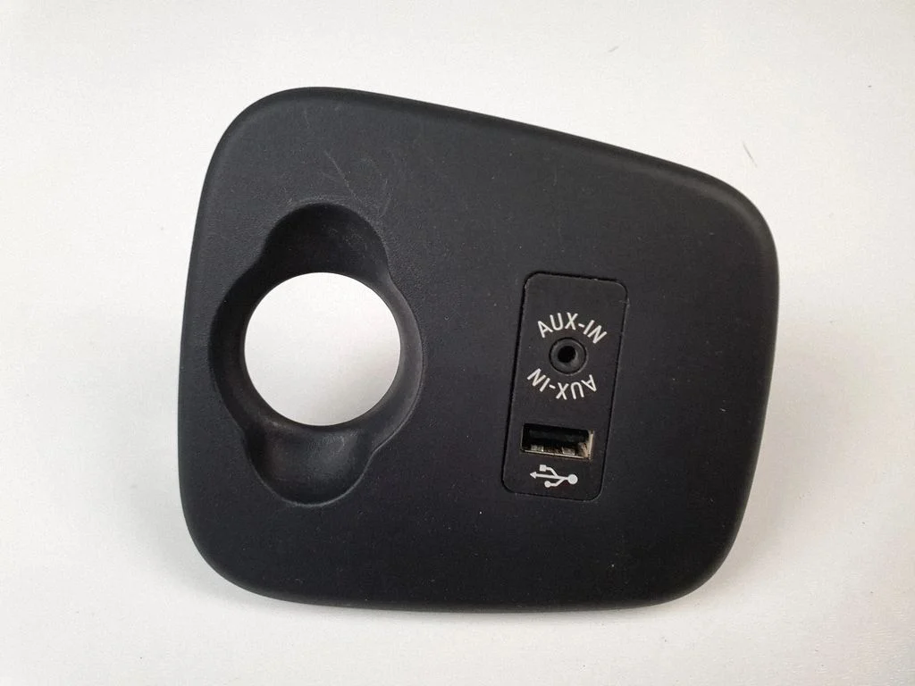 Gniazdo USB 9266607