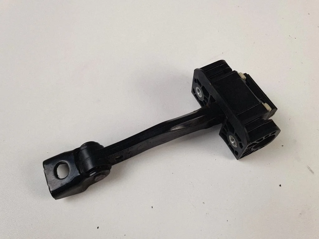 Rear door sensor – BMW 1 Series E81 E87 (2004-2011)