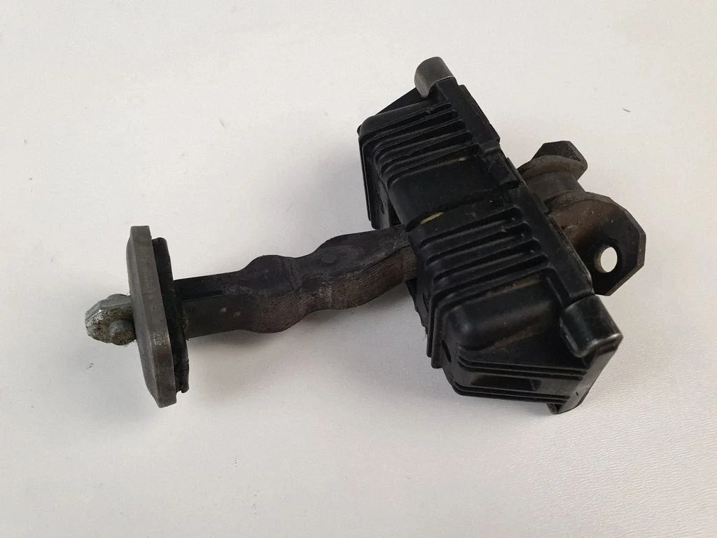 Front door sensor coupe – front right